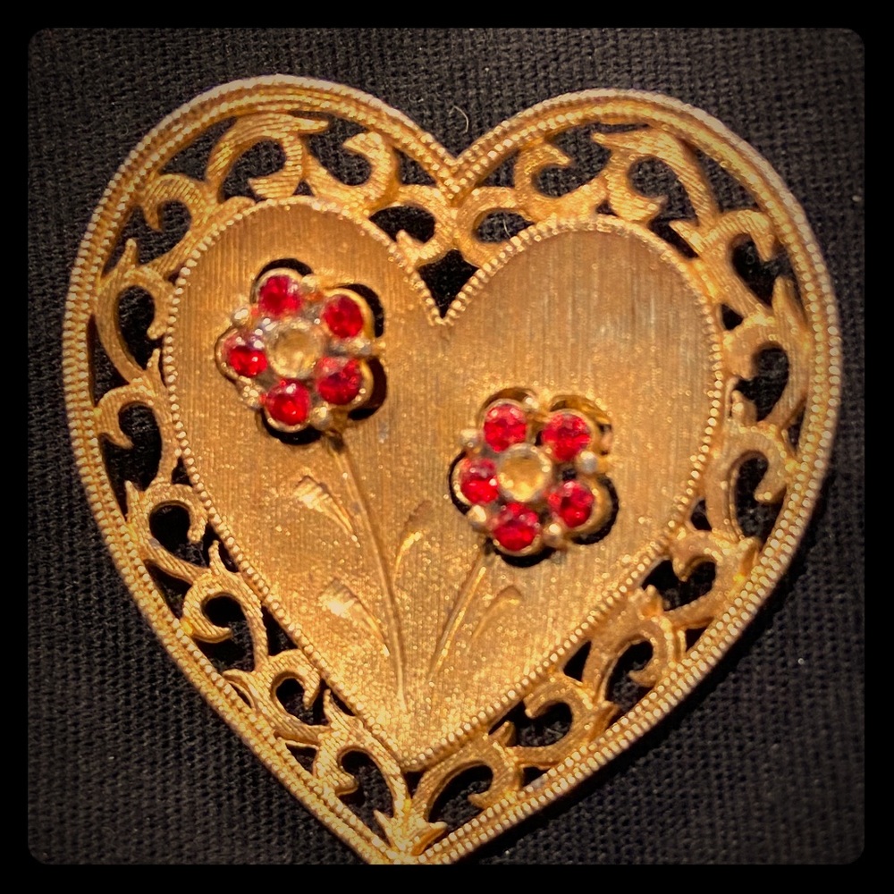 Vintage heart brooch